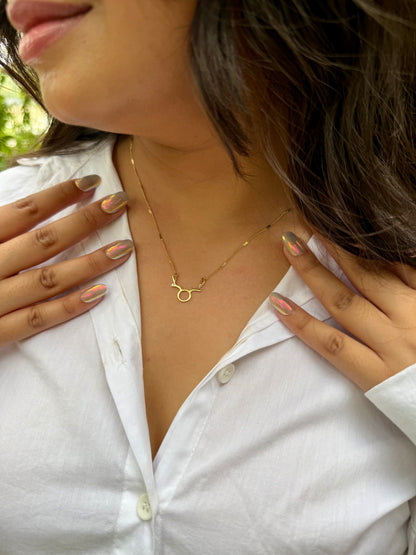 Reindeer Gold Necklace – Elegance with a Dash of Whimsy | Anti-Tarnish Jewellery