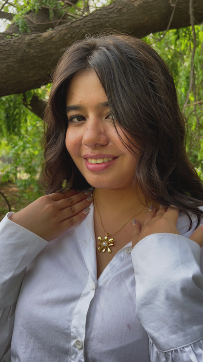 Pearl Blossom Gold Necklace