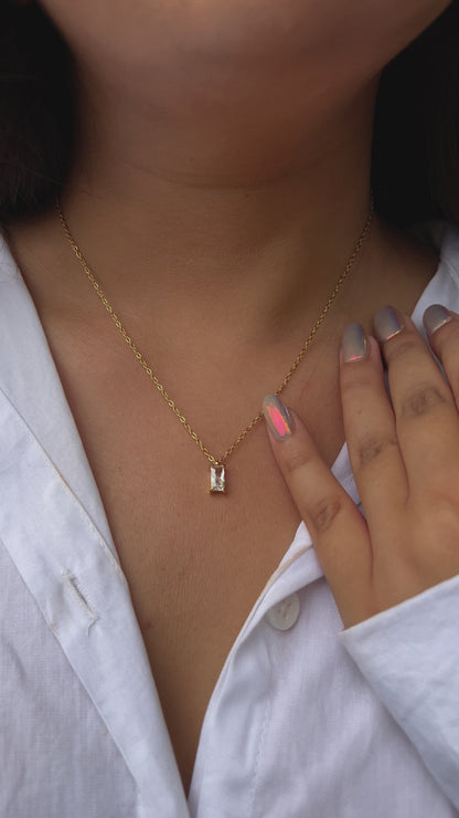 Crystal Clarity – Gold Necklace